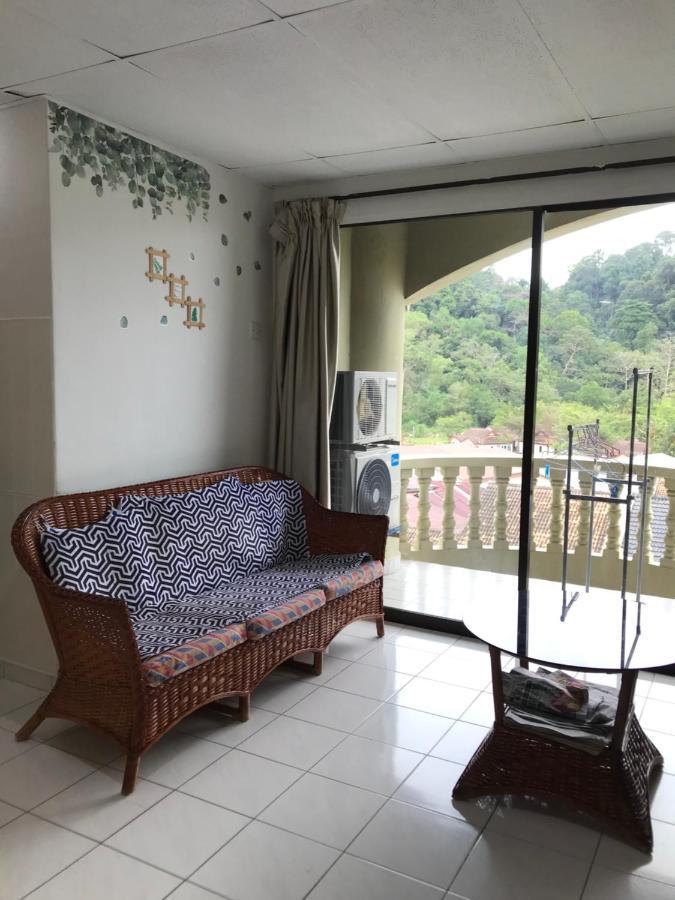 Coralbay Apartment Pangkor Island Pekan Pangkor Exterior photo